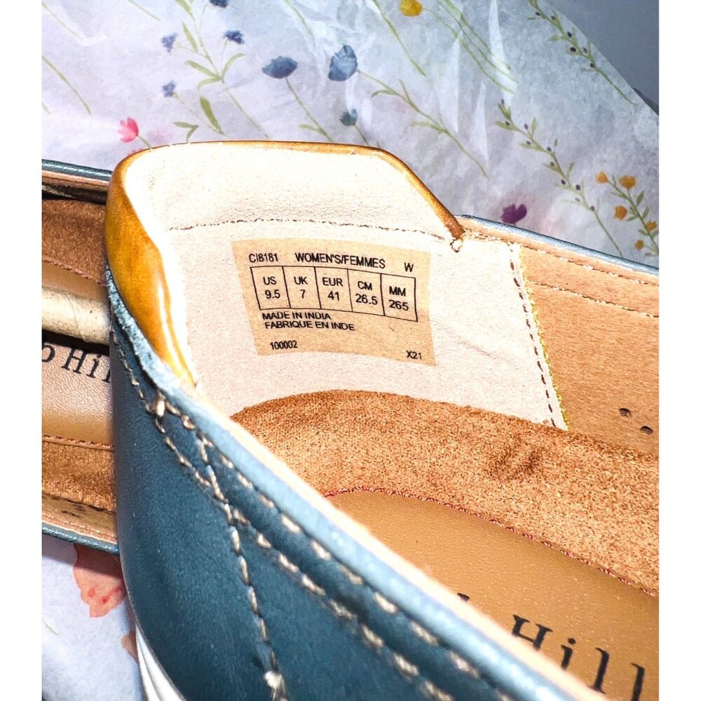 Womens Cobb Hill Slip-On Shoes 9.5W Blue Leather Perforated Design Rubber Sole - Picture 3 of 5
